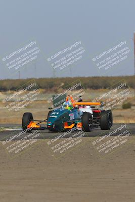 media/Oct-29-2022-CalClub SCCA (Sat) [[e05833b2e9]]/Race Group 2/Qualifying (Sweeper)/